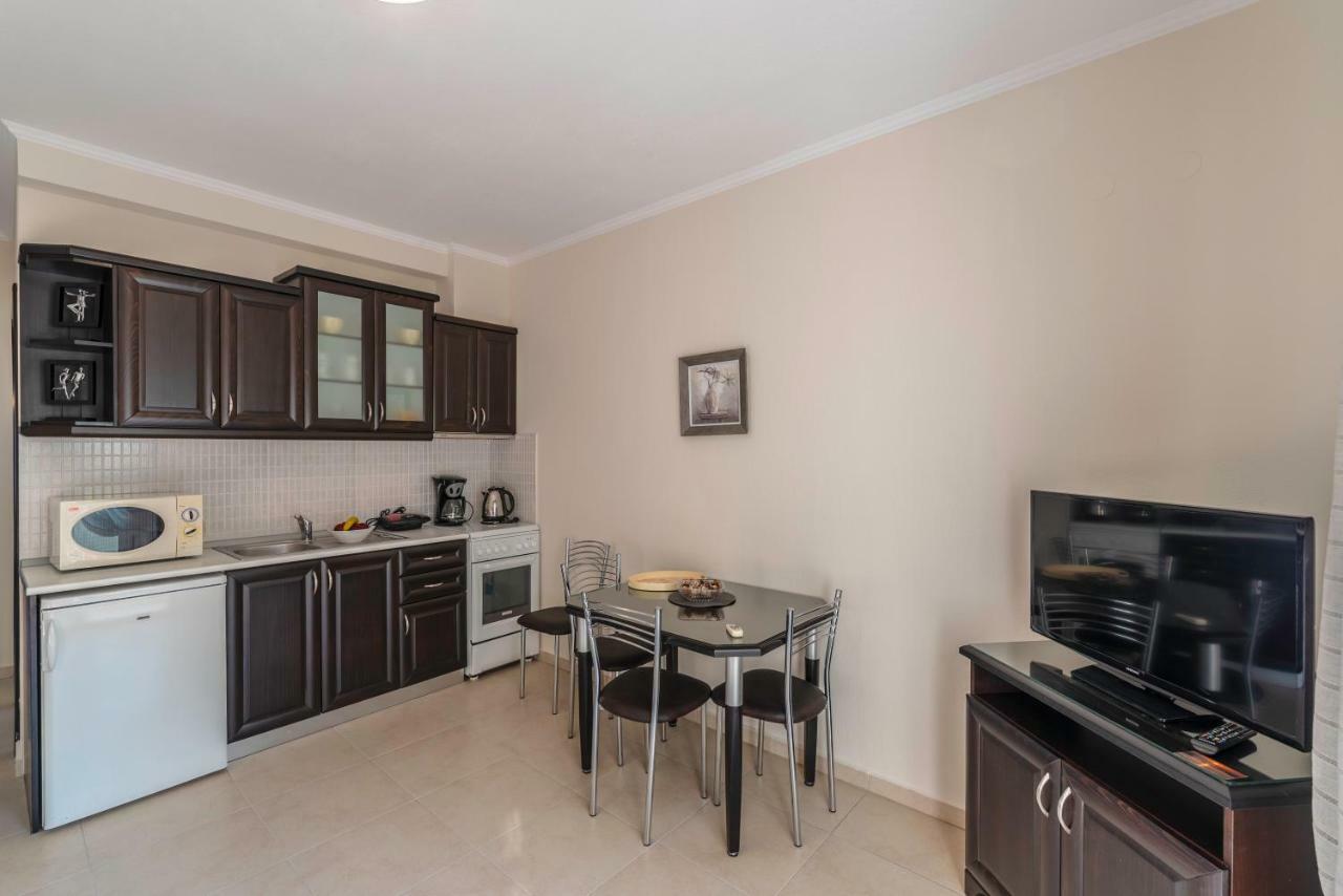Niki Apartments Hriszí Amudiá Kültér fotó