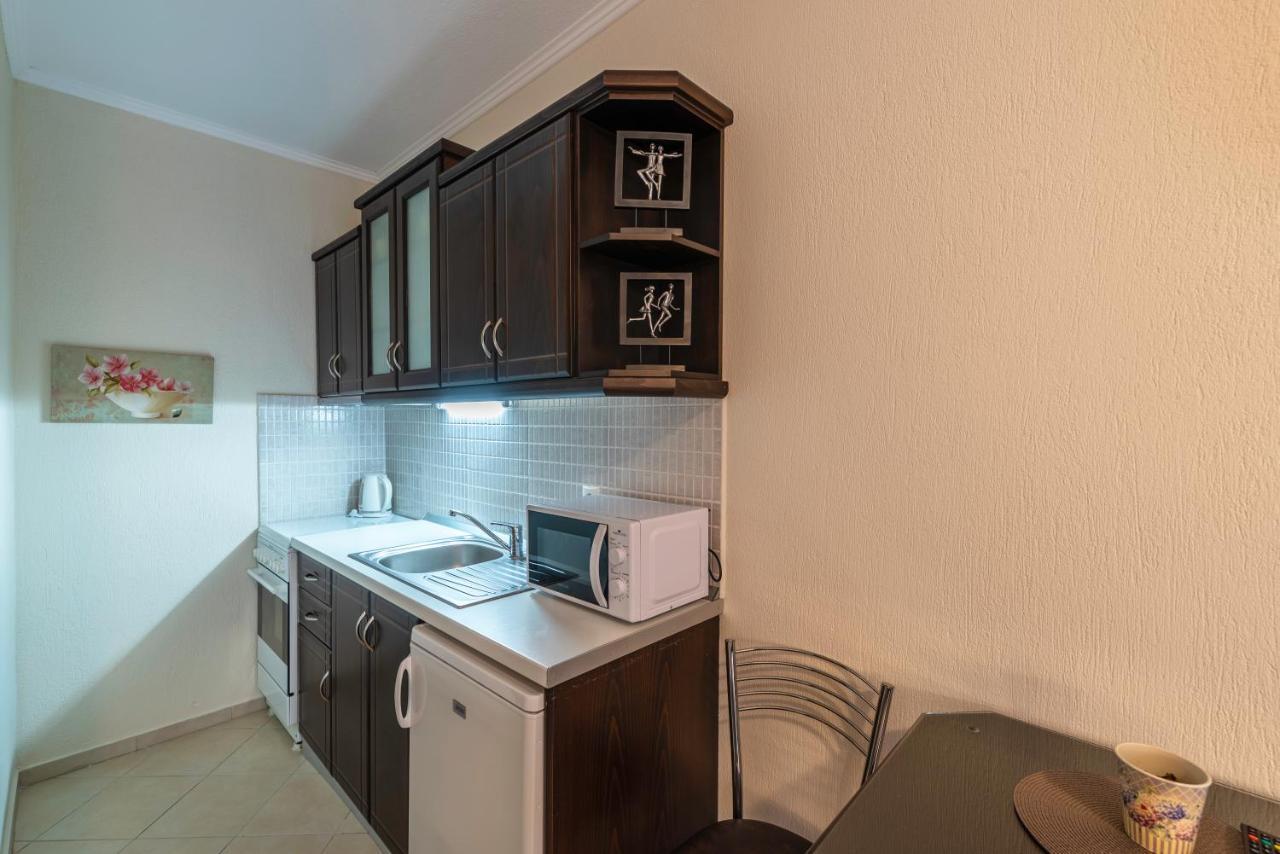 Niki Apartments Hriszí Amudiá Kültér fotó