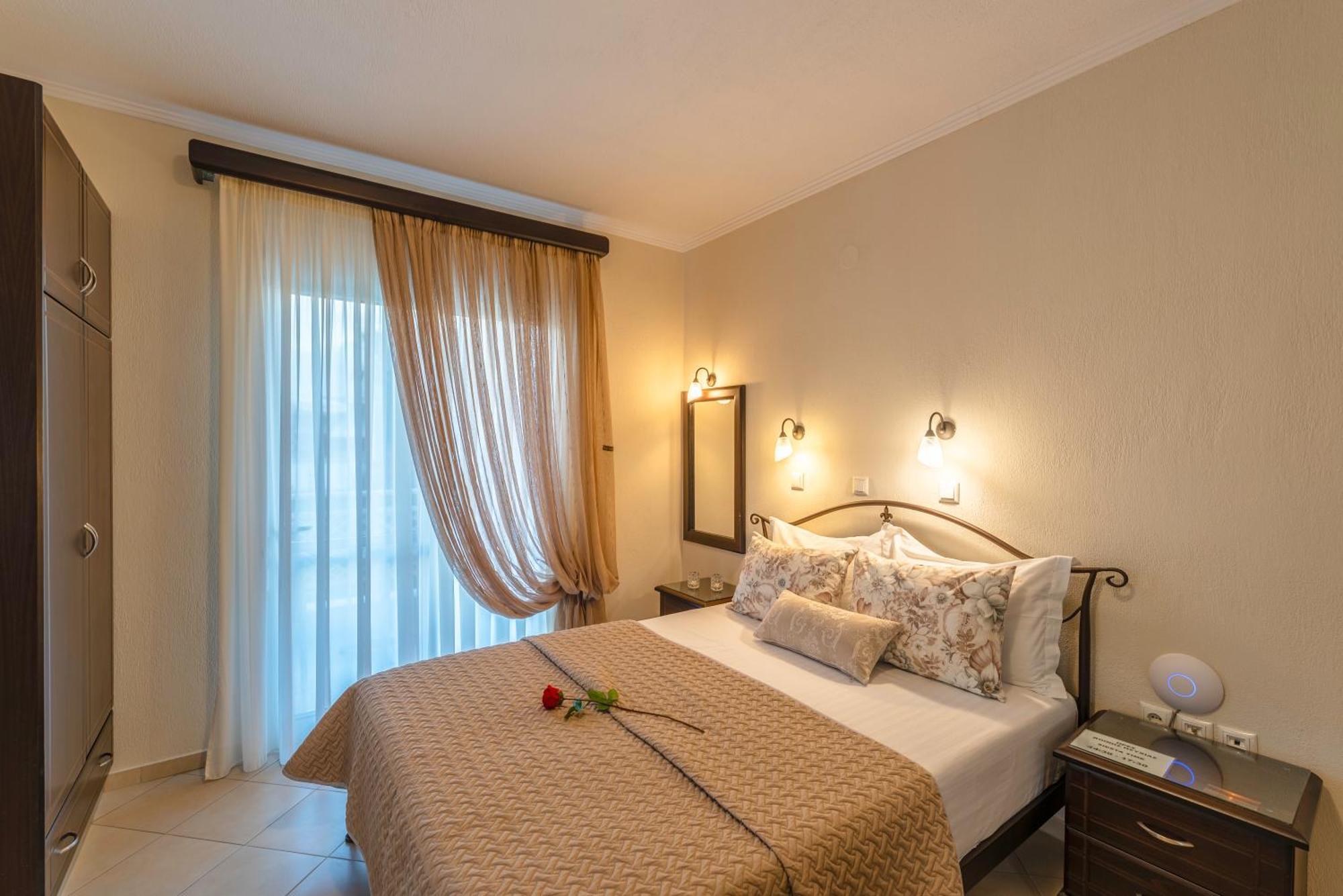 Niki Apartments Hriszí Amudiá Kültér fotó